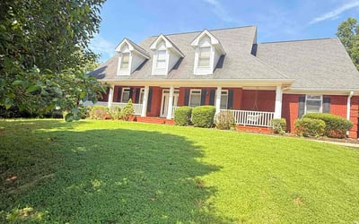 Photo of Anita M.'s yard after getting lawn care in Watertown, MA