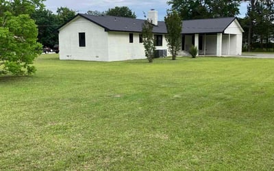 Photo of Hunter M.'s yard after getting lawn care in Cleburne, TX