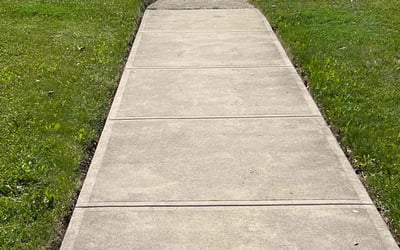 Photo of Lakisha H.'s yard after getting lawn care in Hazel Green, AL