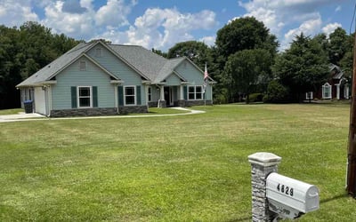 Photo of Heather V.'s yard after getting lawn care in Killeen, TX