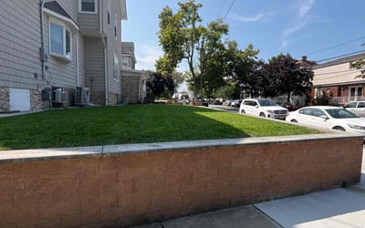 Photo of Brianna G.'s yard after getting lawn care in Bayonne, NJ