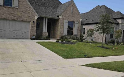 Photo of Mel M.'s yard after getting lawn care in Glenshaw, PA