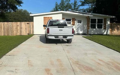 Photo of Lori L.'s yard after getting lawn care in Jasper, AL