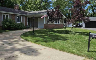 Photo of Willie T.'s yard after getting lawn care in Creve Coeur, MO