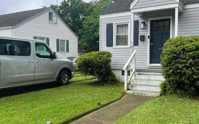 Photo of Robyn W.'s yard after getting lawn care in Palm Bay, FL