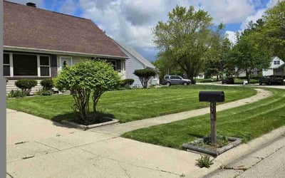 Photo of Tim W.'s yard after getting lawn care in Dekalb, IL