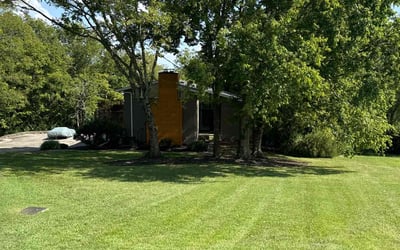 Photo of Hyo L.'s yard after getting lawn care in Nashville, TN