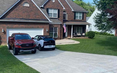 Photo of Jessica R.'s yard after getting lawn care in Matthews, NC