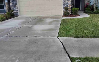 Photo of Ian M.'s yard after getting lawn care in Nanuet, NY