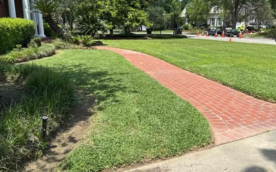 Photo of Dung L.'s yard after getting lawn care in West Monroe, LA