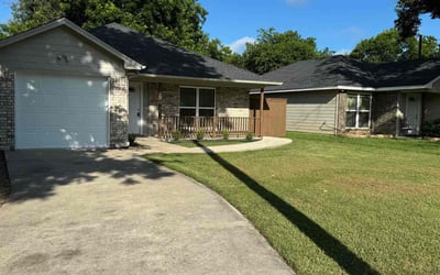 Photo of Michael C.'s yard after getting lawn care in Cleburne, TX