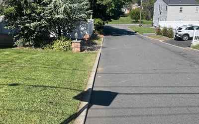 Photo of Kimberly B.'s yard after getting lawn care in Nutley, NJ