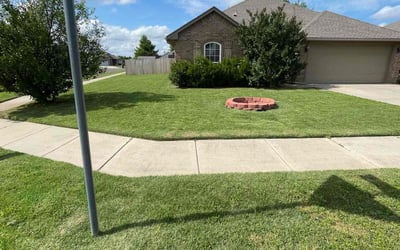 Photo of Barbara Y.'s yard after getting lawn care in Grapevine, TX