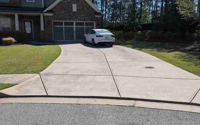 Photo of Ali G.'s yard after getting lawn care in Duluth, GA