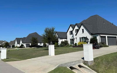 Photo of Emily L.'s yard after getting lawn care in Kaufman, TX