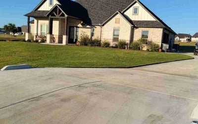 Photo of Brady W.'s yard after getting lawn care in Weatherford, TX