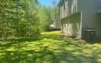 Photo of Carl G.'s yard after getting lawn care in Jackson, TN