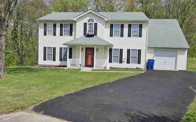 Photo of Hadiya A.'s yard after getting lawn care in Richmond, VA