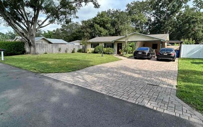 Photo of Carol W.'s yard after getting lawn care in Sebring, FL