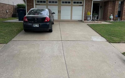 Photo of Joel M.'s yard after getting lawn care in Valencia, CA