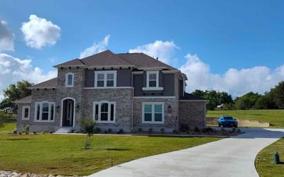 Photo of Joy S.'s yard after getting lawn care in Manor, TX
