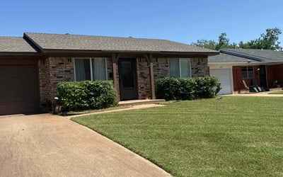 Photo of Amy G.'s yard after getting lawn care in Westbury, NY