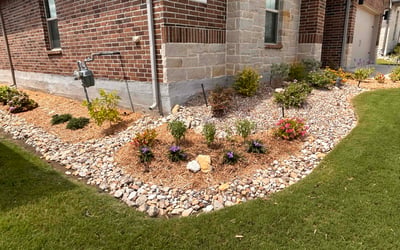 Photo of Ebonie B.'s yard after getting lawn care in Richmond, TX