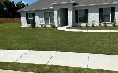 Photo of Aaron D.'s yard after getting lawn care in Thibodaux, LA