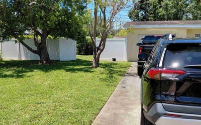 Photo of Cindy B.'s yard after getting lawn care in Alexandria, VA