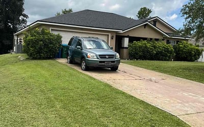 Photo of Donna B.'s yard after getting lawn care in Carlsbad, CA