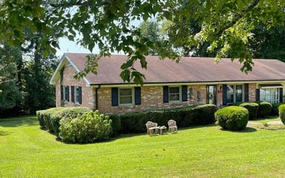 Photo of Carolyn N.'s yard after getting lawn care in Eden, NC