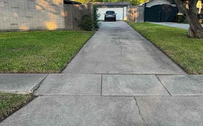 Photo of Mark P.'s yard after getting lawn care in Robstown, TX