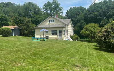 Photo of Shelby K.'s yard after getting lawn care in Scranton, PA