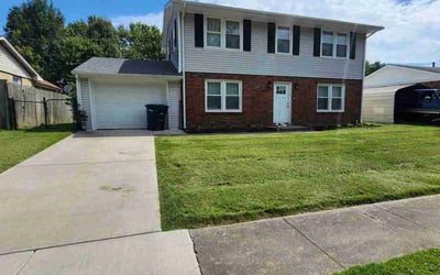 Photo of Lana H.'s yard after getting lawn care in Jeffersonville, IN