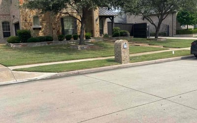 Photo of Libba R.'s yard after getting lawn care in Frisco, TX