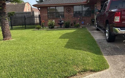 Photo of Cd W.'s yard after getting lawn care in Bettendorf, IA
