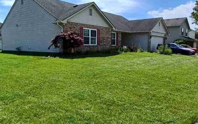 Photo of Randy P.'s yard after getting lawn care in Elwood, IN