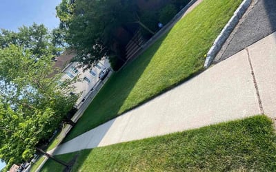 Photo of Bill D.'s yard after getting lawn care in Monmouth Junction, NJ