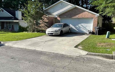 Photo of Mary P.'s yard after getting lawn care in Warrenton, MO