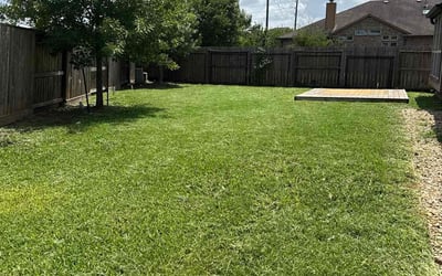 Photo of Leah M.'s yard after getting lawn care in Saint Johns, FL