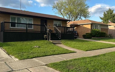 Photo of Nehaal A.'s yard after getting lawn care in Skokie, IL