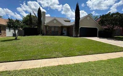 Photo of Jennifer H.'s yard after getting lawn care in Euless, TX