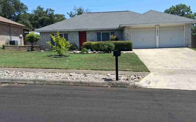 Photo of Barbara Z.'s yard after getting lawn care in Lake Stevens, WA