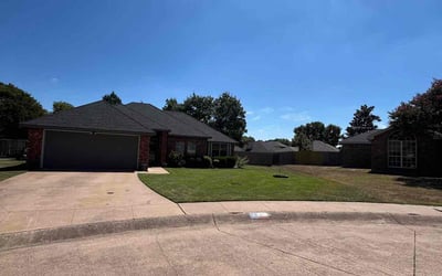 Photo of Joanne L.'s yard after getting lawn care in Duncanville, TX