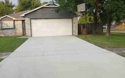 Photo of Charles B.'s yard after getting lawn care in College Point, NY