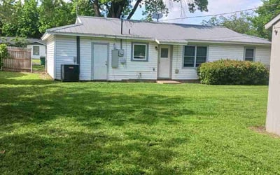 Photo of Lindsey C.'s yard after getting lawn care in Haltom City, TX