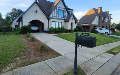 Photo of Curt W.'s yard after getting lawn care in Trussville, AL