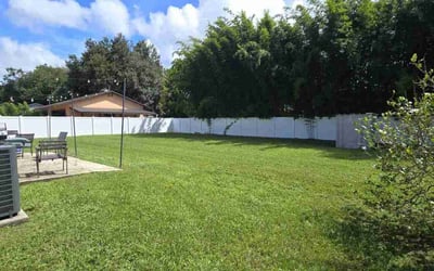 Photo of Robert W.'s yard after getting lawn care in Colton, CA