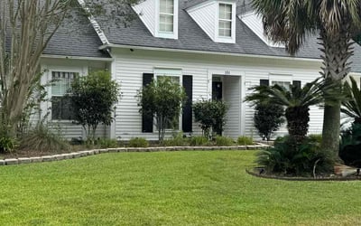 Photo of Megan F.'s yard after getting lawn care in Summerville, SC