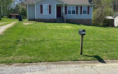 Photo of Rachelle J.'s yard after getting lawn care in Hopkinsville, KY